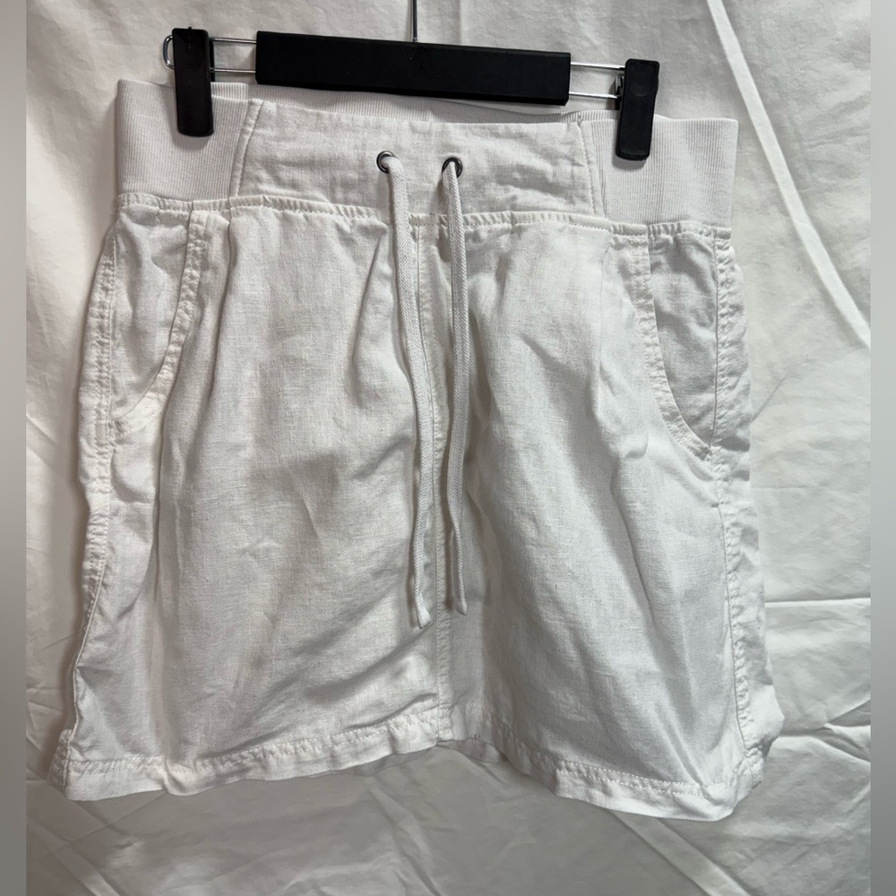Athleta‎ 100% Linen White Drawstring Skirt Size 6 Elastic Waist Pockets